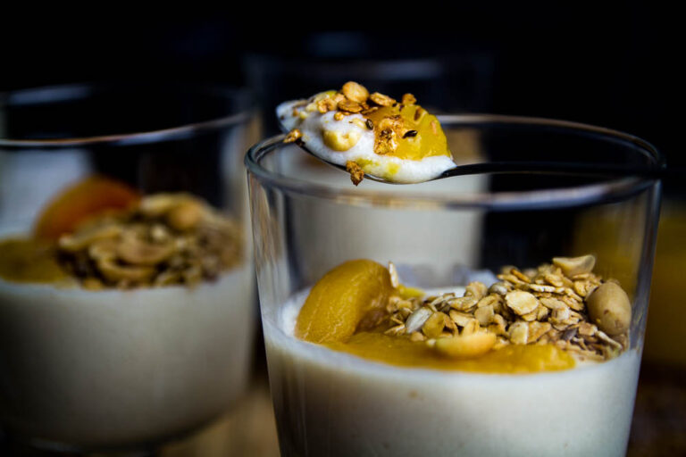 Grieß Dessert mit Aprikosenmousse - Momentgenuss