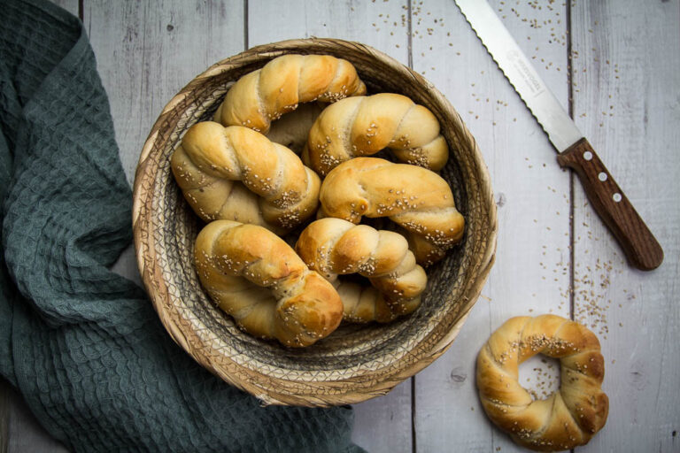Açma Rezept - Türkische Brötchen vegan backen - Momentgenuss